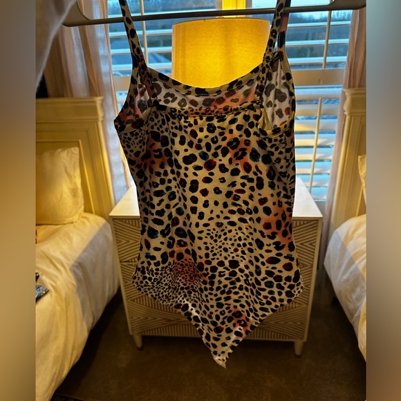 Lovely Bubbly colorful cheetah bodysuit - Picture 2 of 3